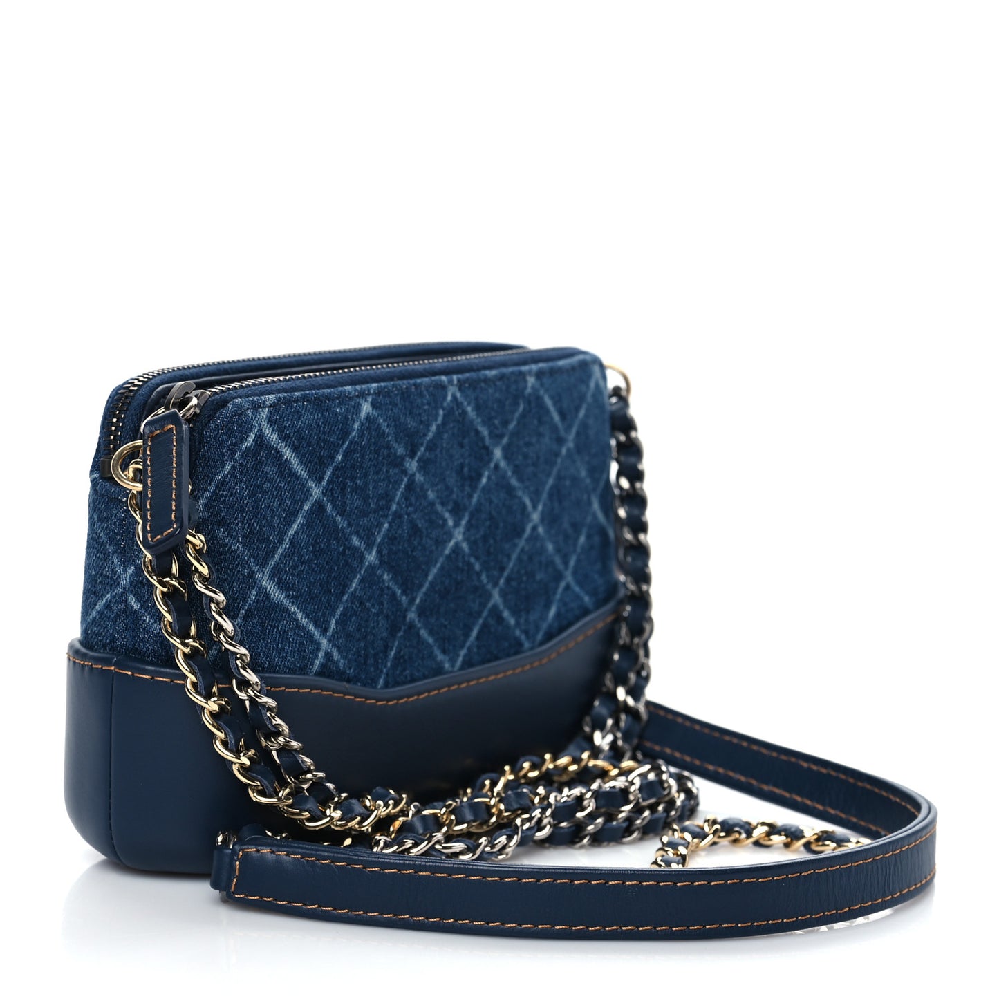 Denim Calfskin Quilted Small Gabrielle Clutch With Chain Blue