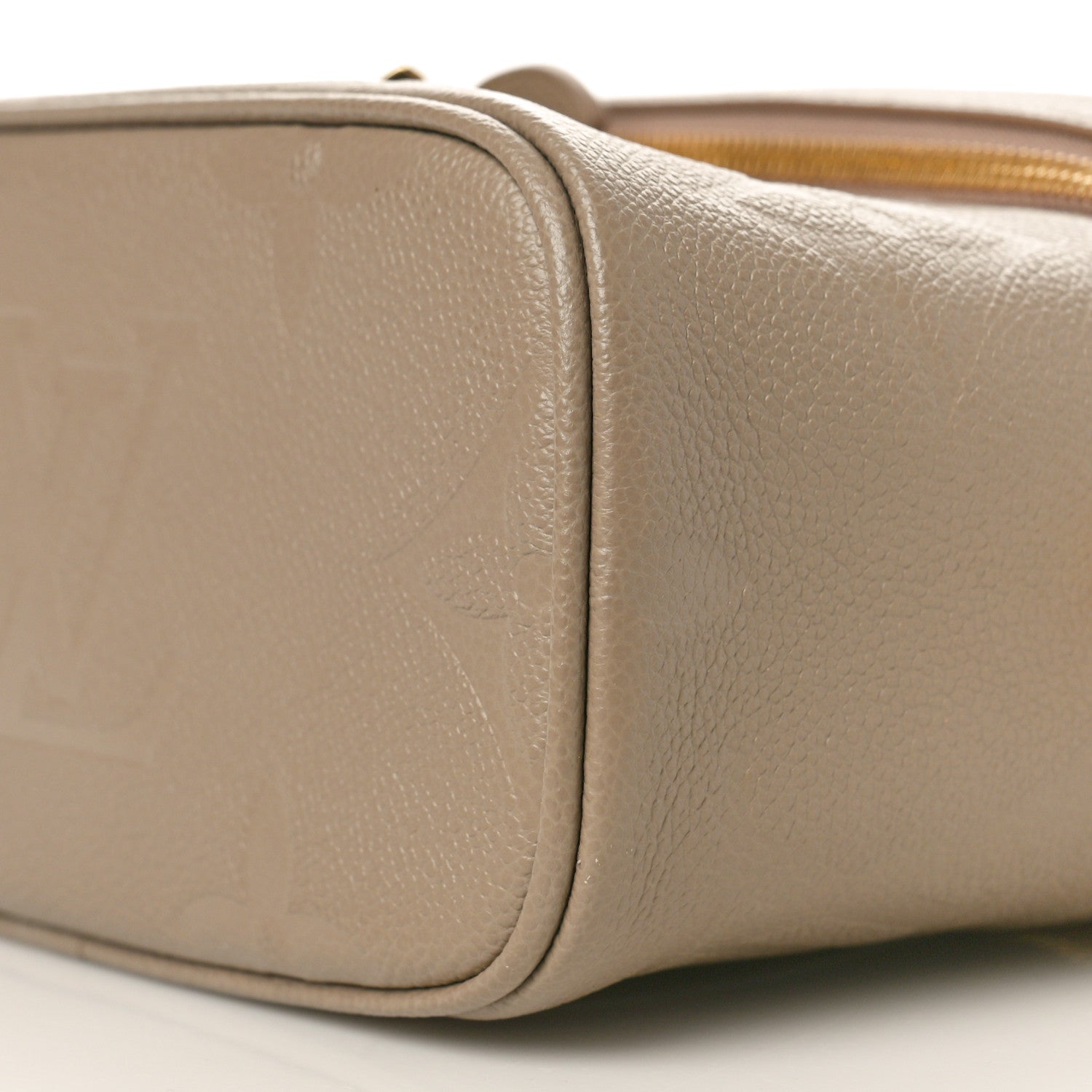 Louis Vuitton Empreinte Monogram Giant Vanity PM Tourterelle 9 of 9