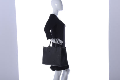 Louis Vuitton Empreinte Monogram Giant Onthego MM Black 3 of 9