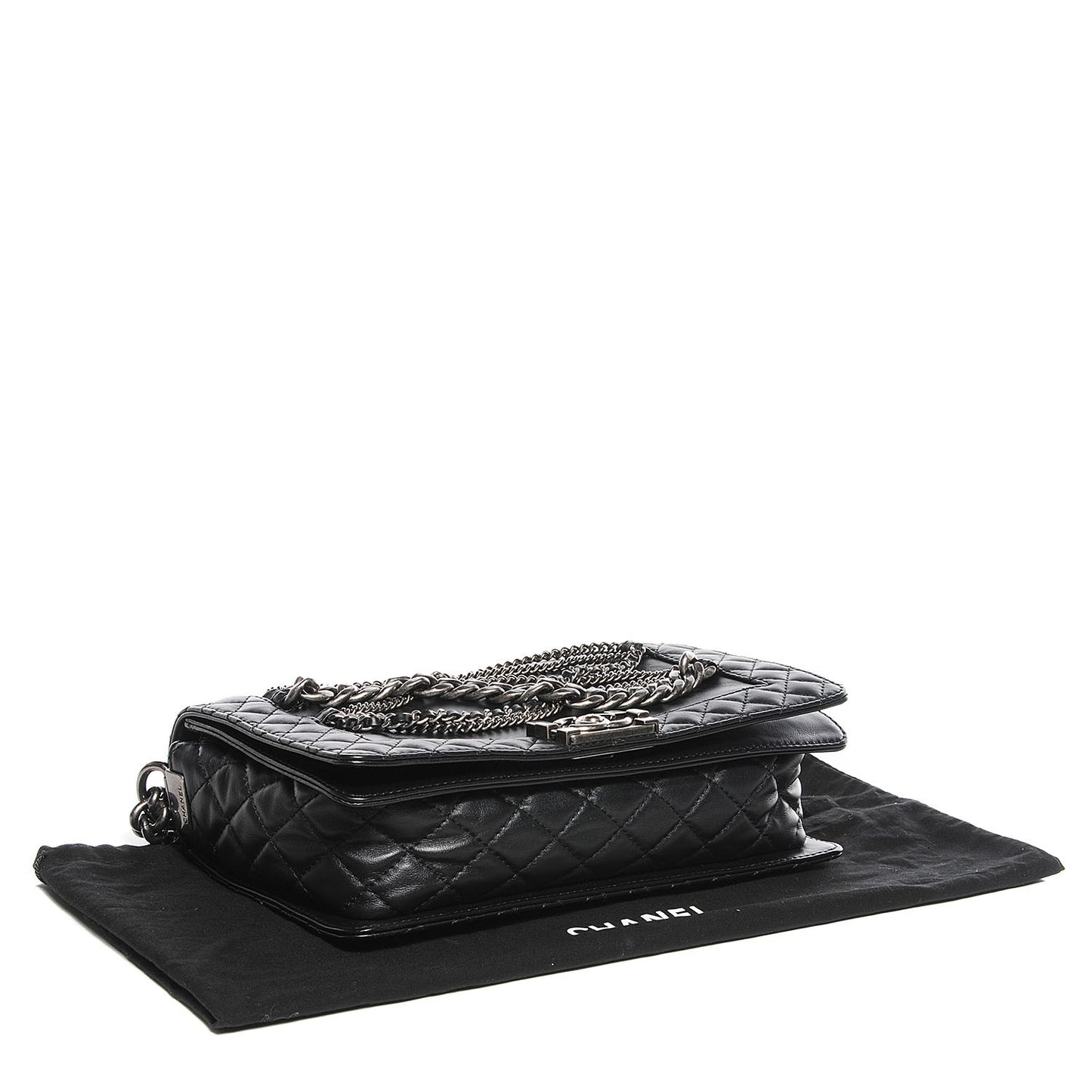Calfskin Enchained Medium Boy Flap Black