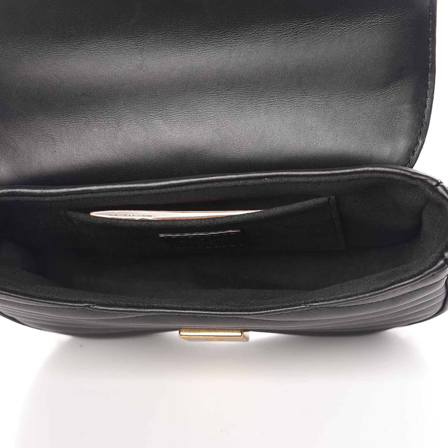 Calfskin New Wave Chain PM Black