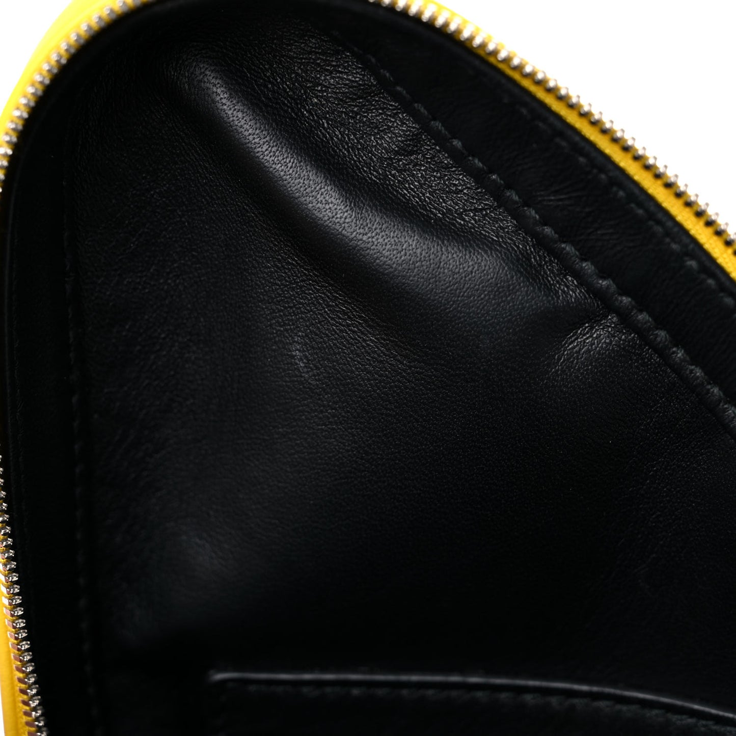 Shiny Day Calfskin Logo M Triangle Pouch Jaune Black