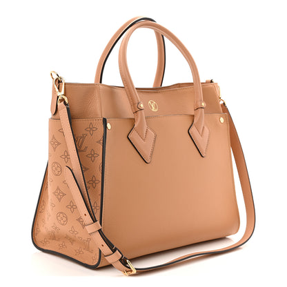 Louis Vuitton Mahina On My Side GM Arizona Beige 2 of 8