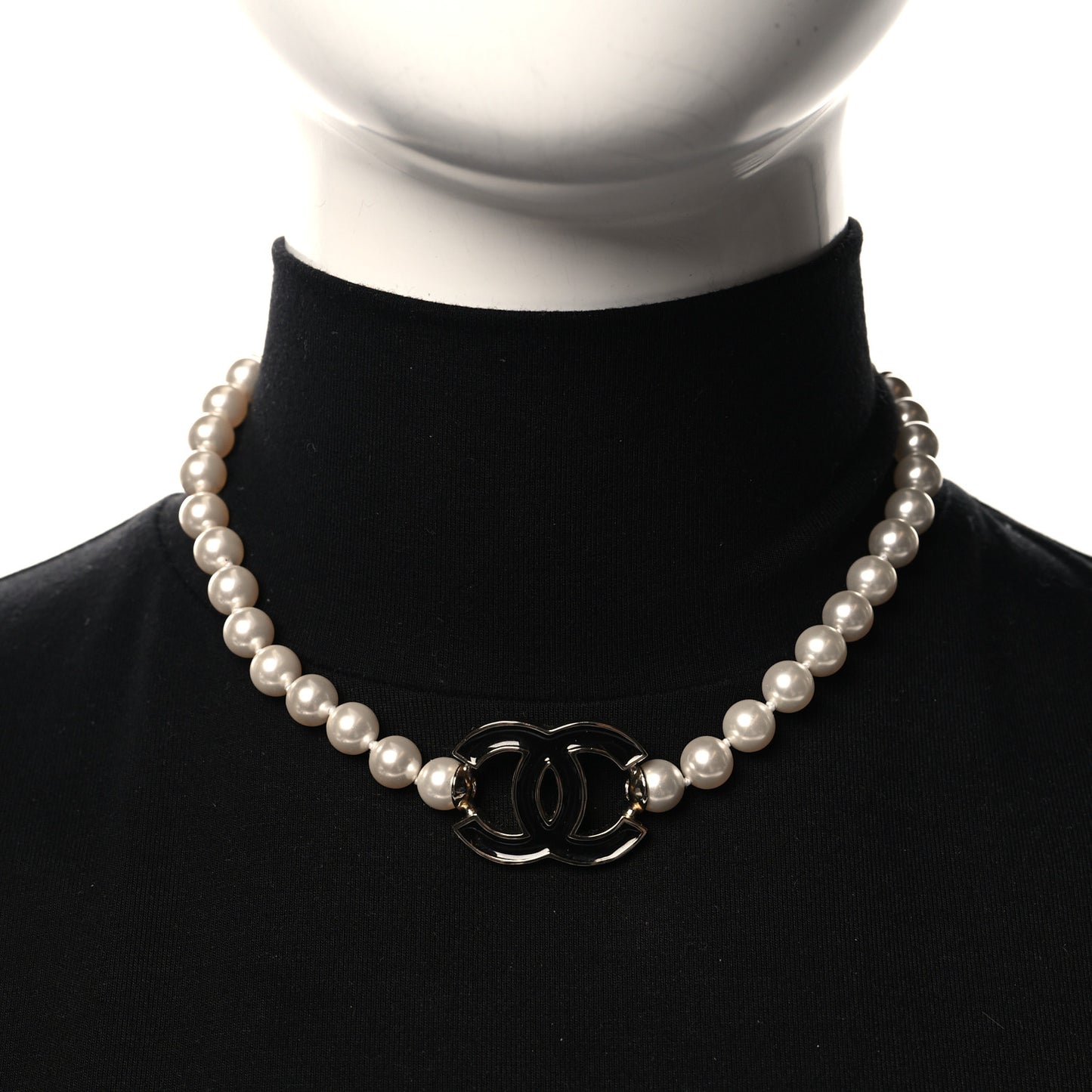 Pearl Resin CC Choker Necklace Gold White Black