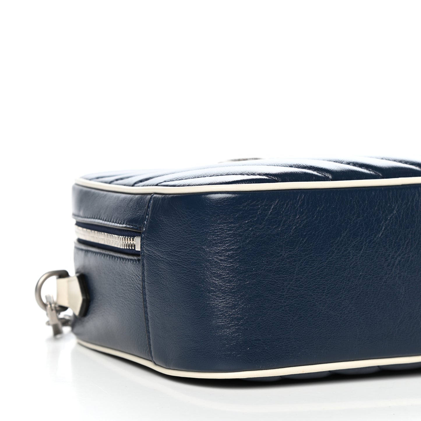 Vintage Effect Calfskin Matelasse Diagonal Small Torchon GG Marmont Bamboo Top Handle Shoulder Bag Blue Agata Mystic White