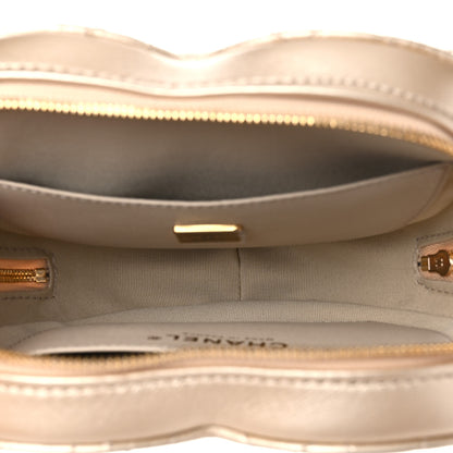 Chanel Metallic Lambskin Quilted CC In Love Heart Bag Gold 5 of 10
