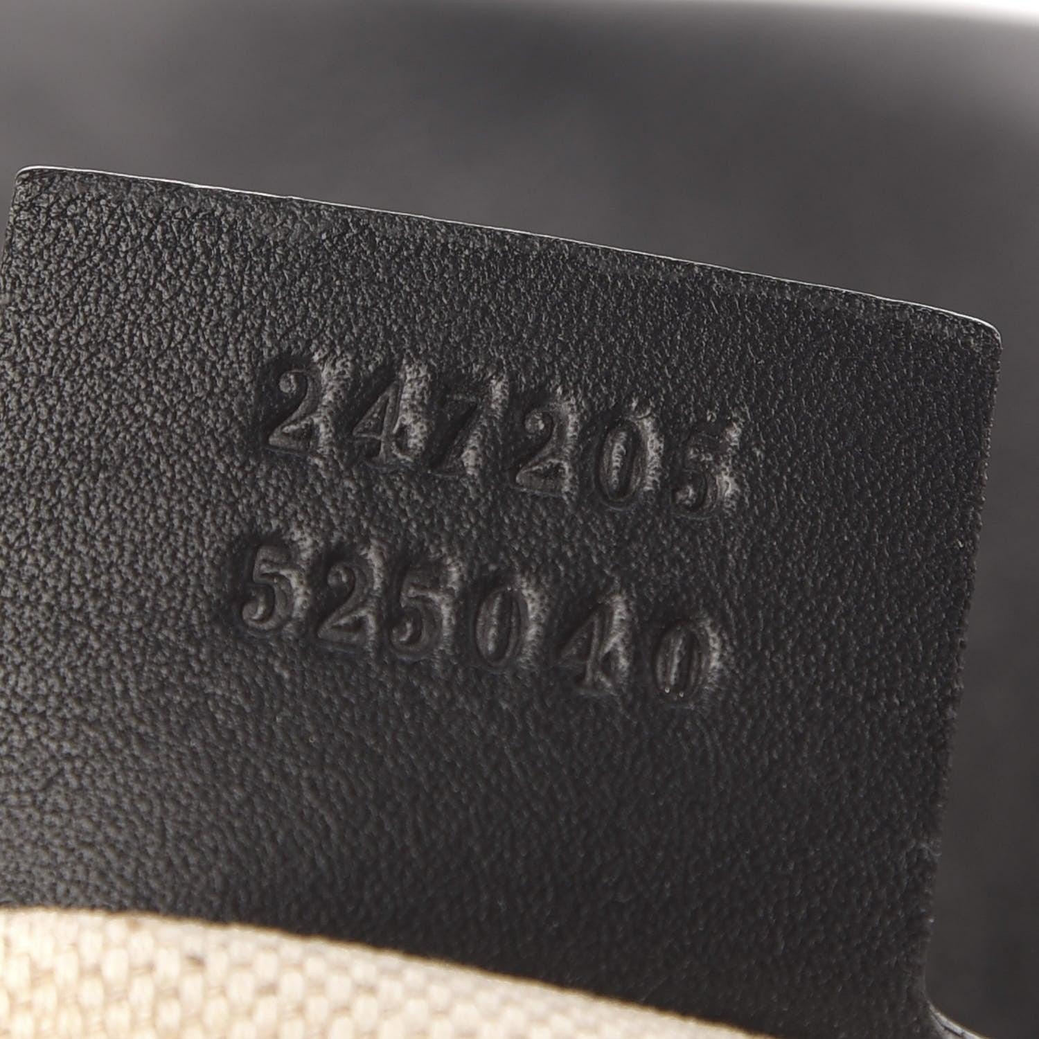 Gucci Calfskin Microguccissima Trim Medium Boston Black 9 of 9