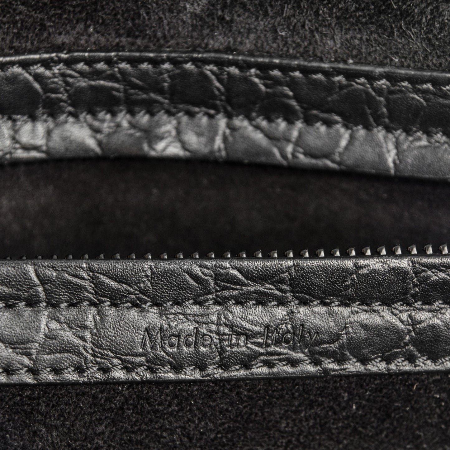 Crocodile Embossed Calfskin Medium Phantom Luggage Black