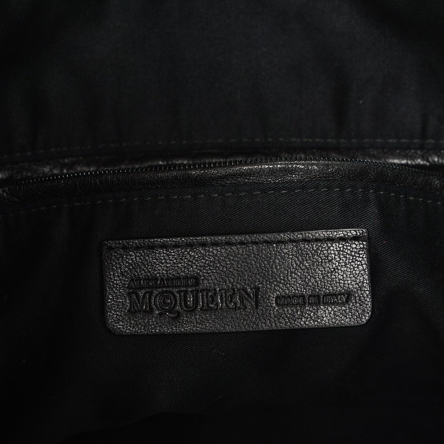 Lambskin Studded Large De Manta Tote Black