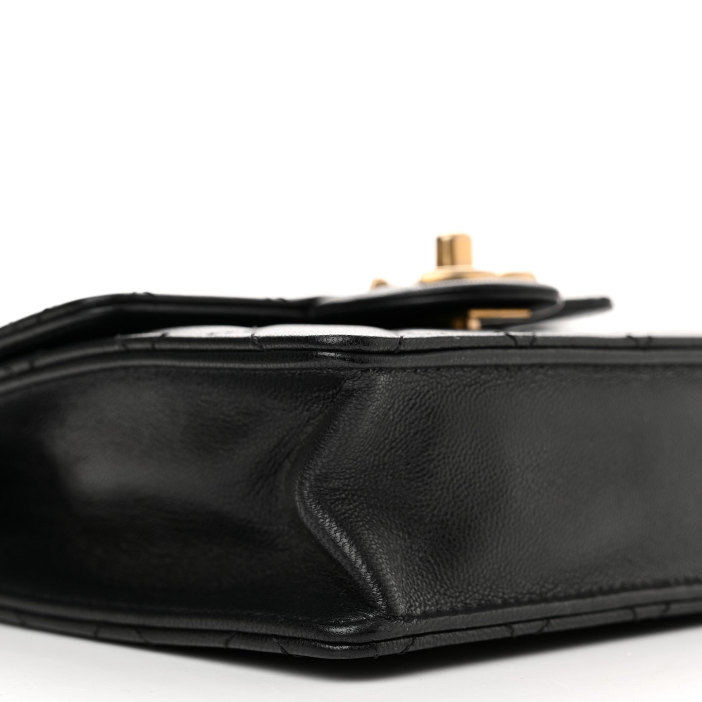 Goatskin Quilted Chic Pearls Flap Black