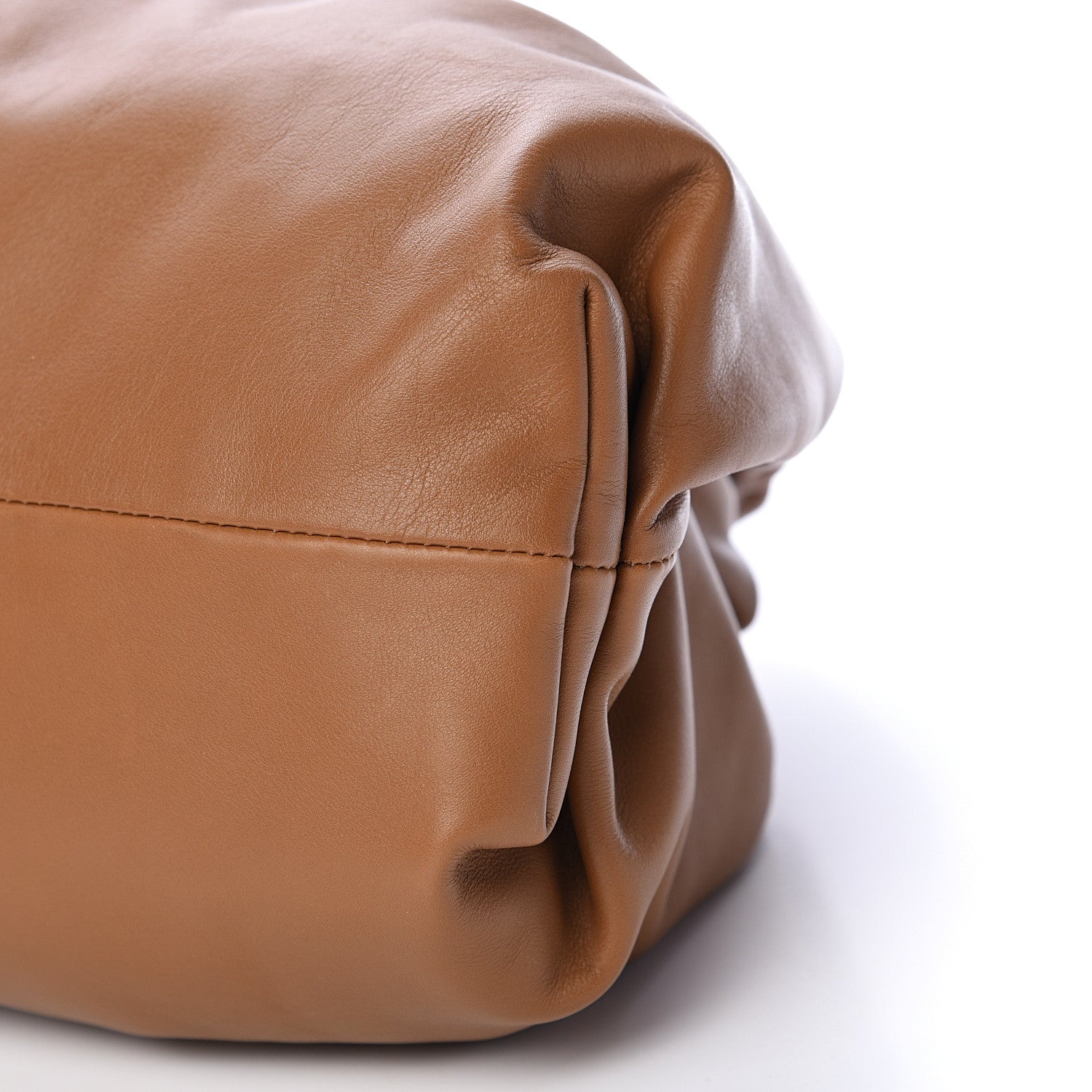 Bottega Veneta Smooth Butter Calf The Pouch Oversized Clutch Cammello 8 of 8