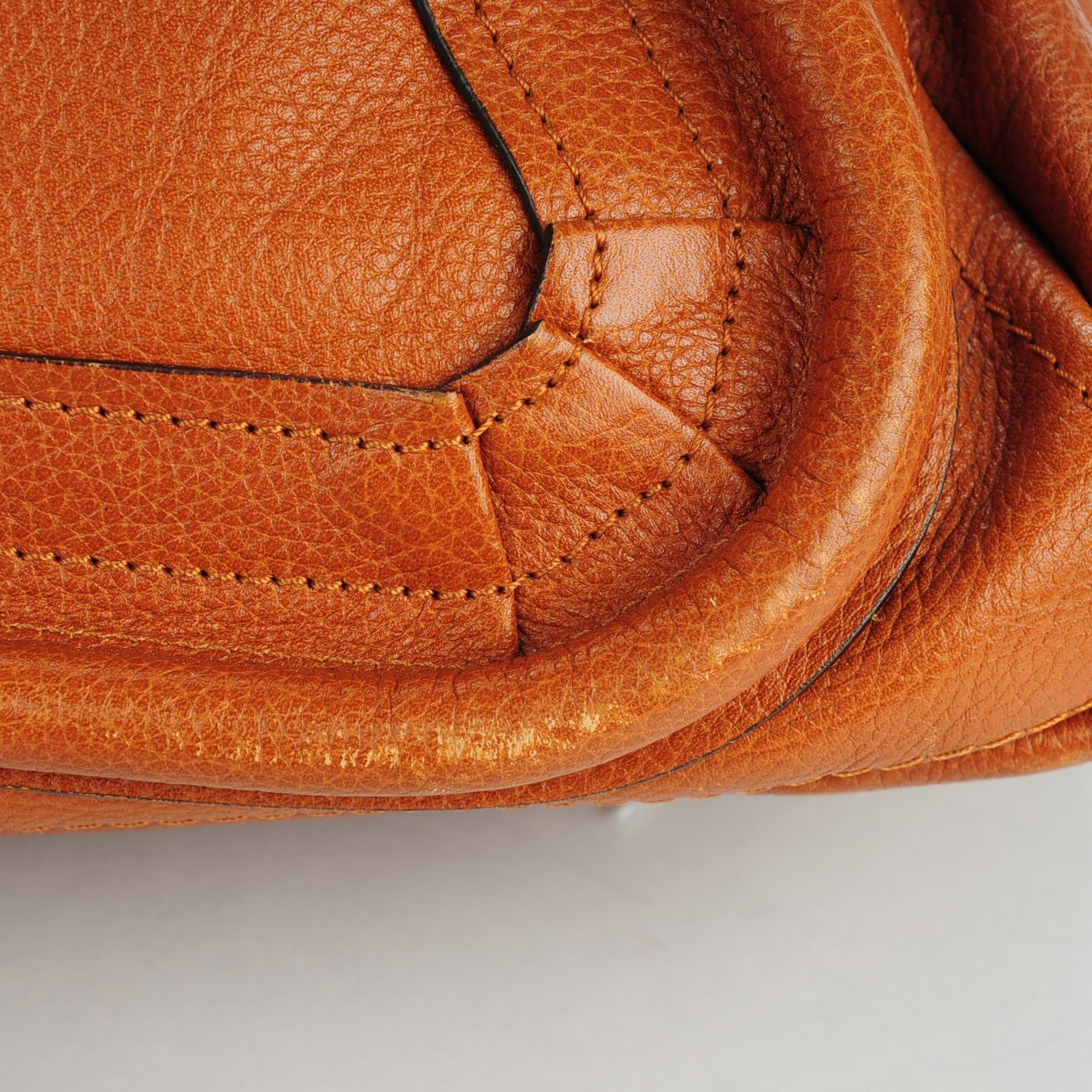 Calfskin Medium Paraty Caramel