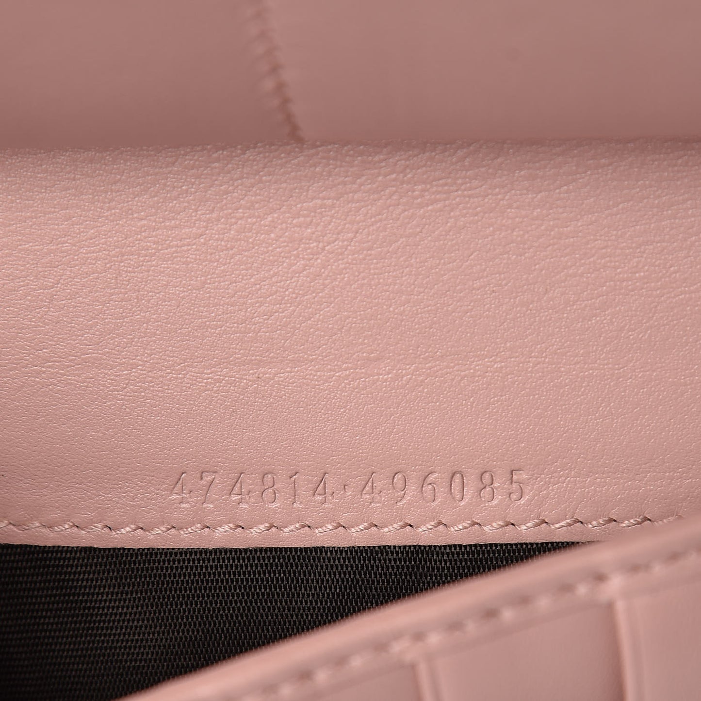 Calfskin Matelasse GG Marmont Zip Around Organizer Wallet Perfect Pink