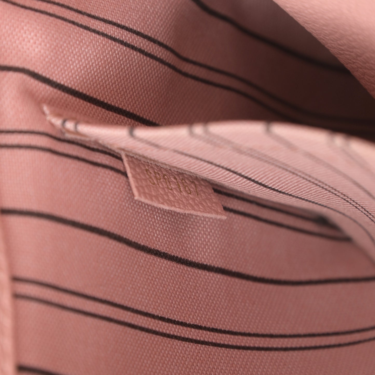 Empreinte Montaigne BB Rose Poudre