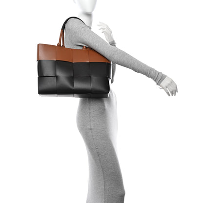 Bottega Veneta Nappa Maxi Intrecciato Medium Arco Tote Fondant Wood 2 of 10
