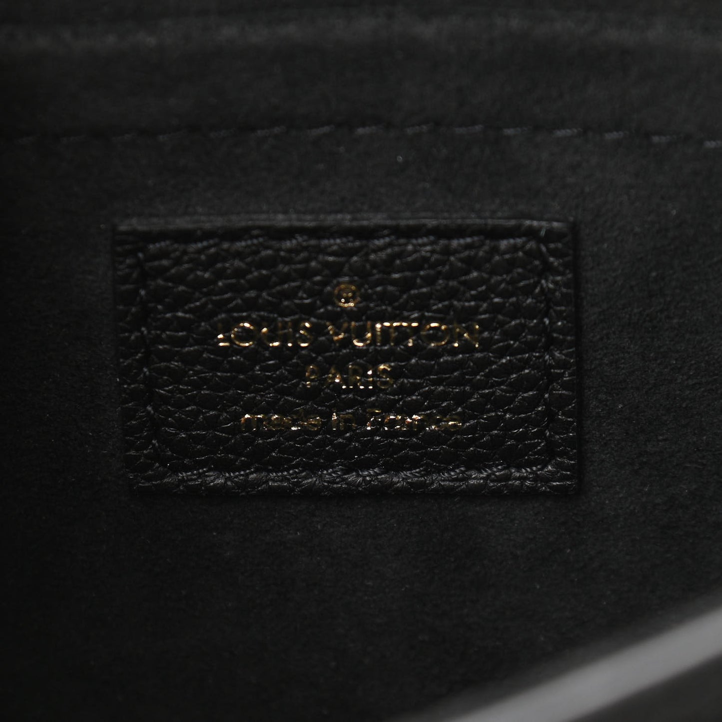 Grained Calfskin Lockme Tender Black