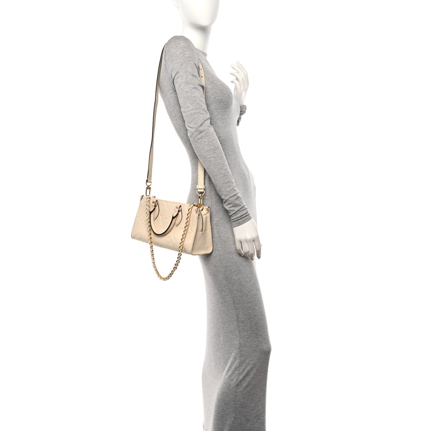 Louis Vuitton Empreinte Monogram Giant OnTheGo East West Creme 2 of 10