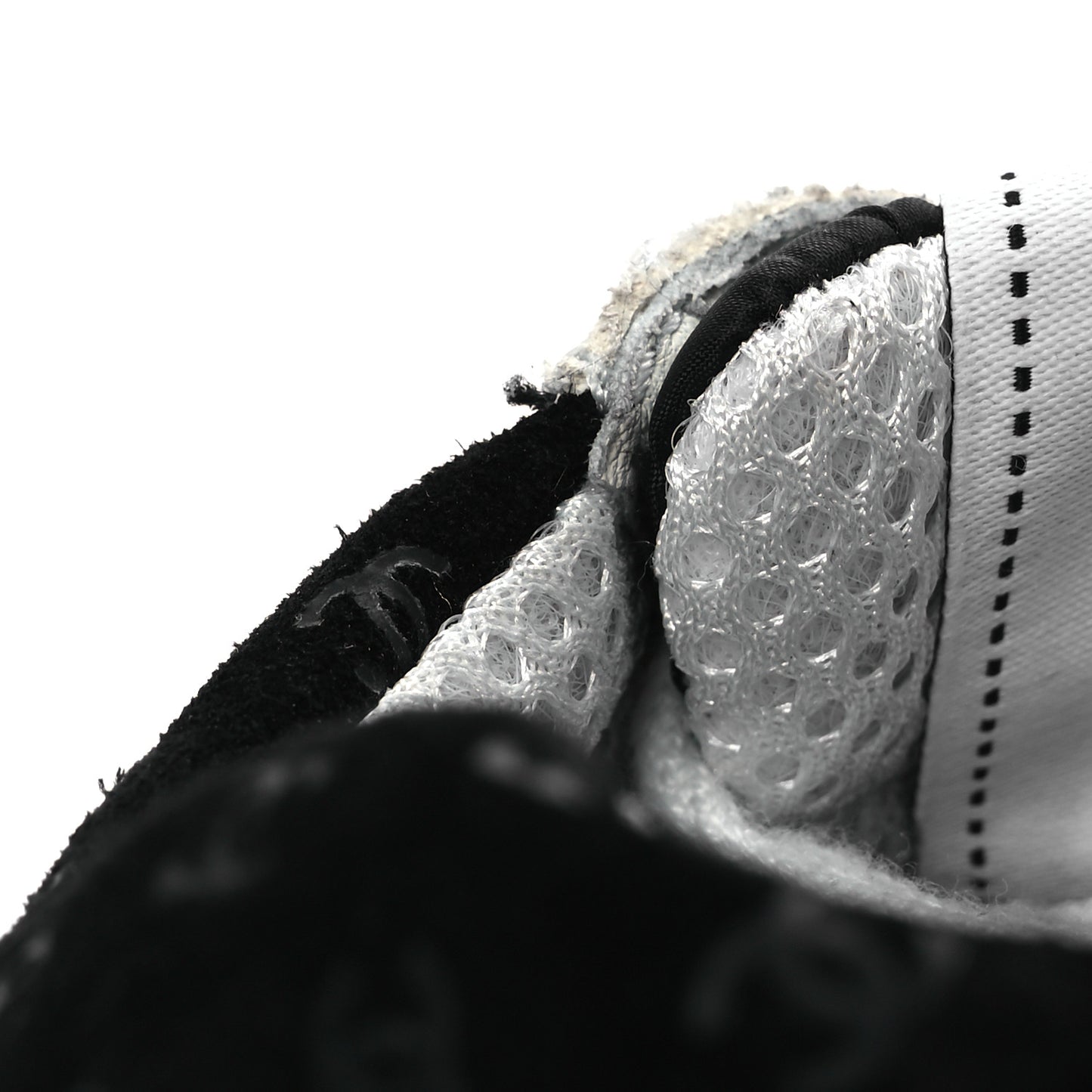Suede Calfskin Printed CC Sneakers 36 White Black