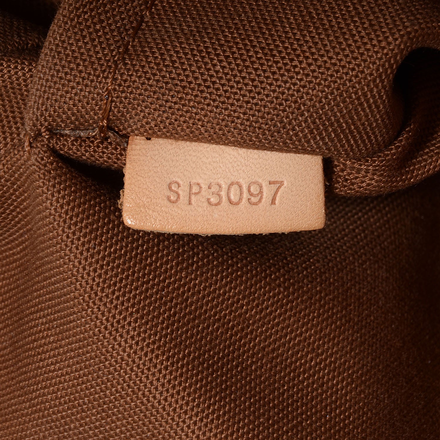 Louis Vuitton Monogram Tivoli GM 7 of 7