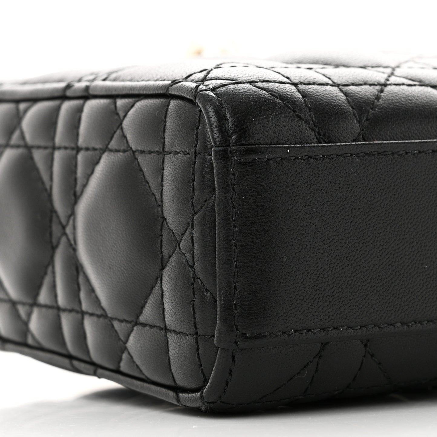 Lambskin Cannage Medium Lady D-Joy Black
