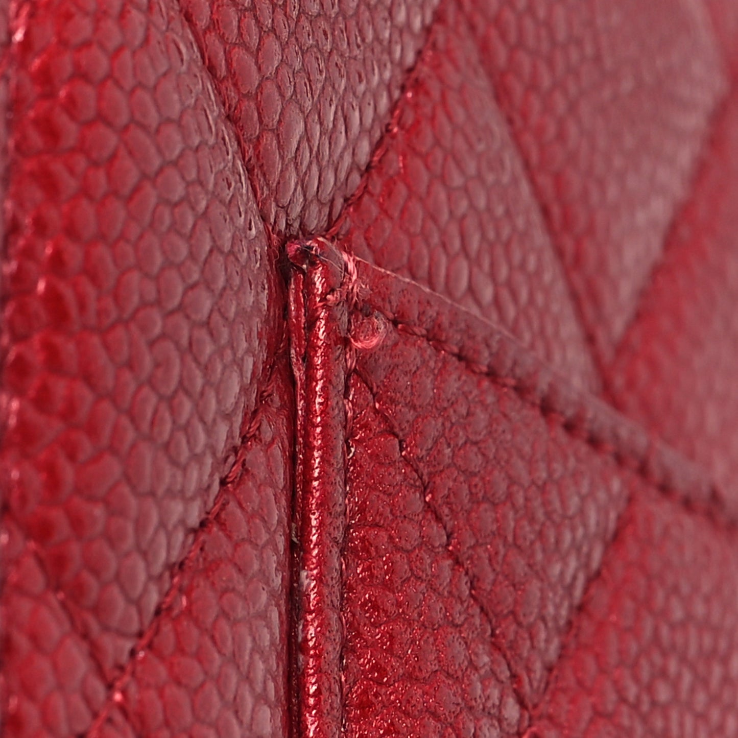 Caviar Quilted Wallet On Chain WOC Red