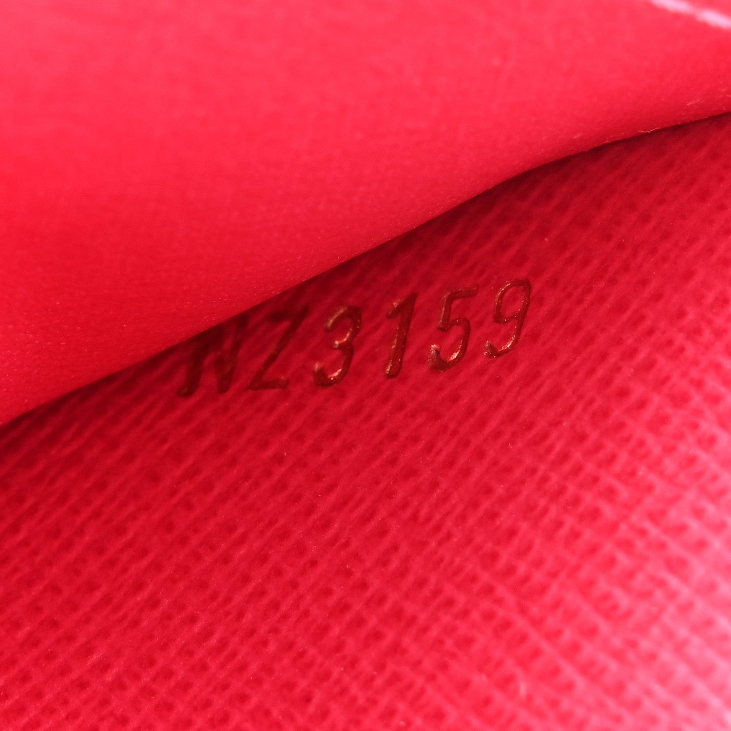 Louis Vuitton Monogram 2019 Christmas Animation Victorine Wallet Fuchsia 7 of 8