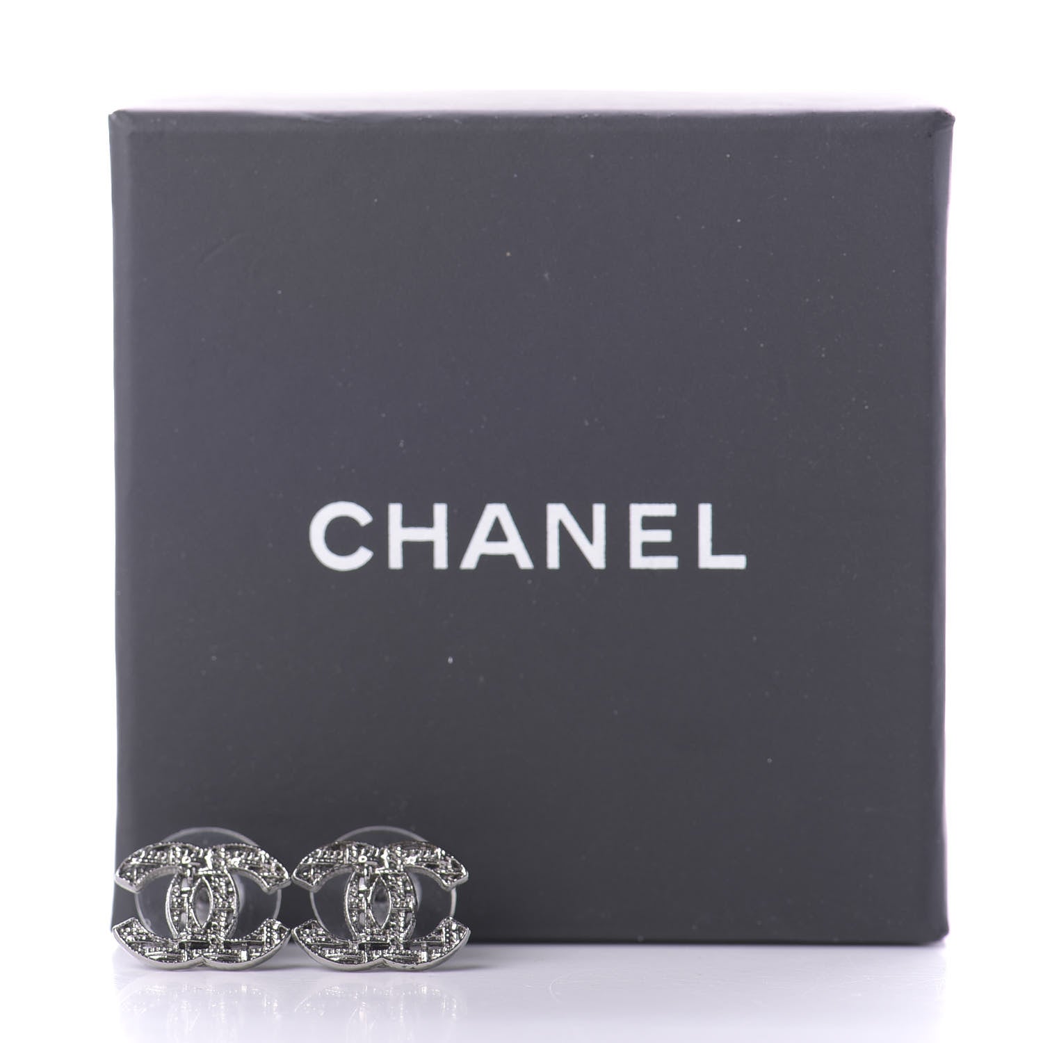 Chanel Chain CC Earrings Silver 4 of 4