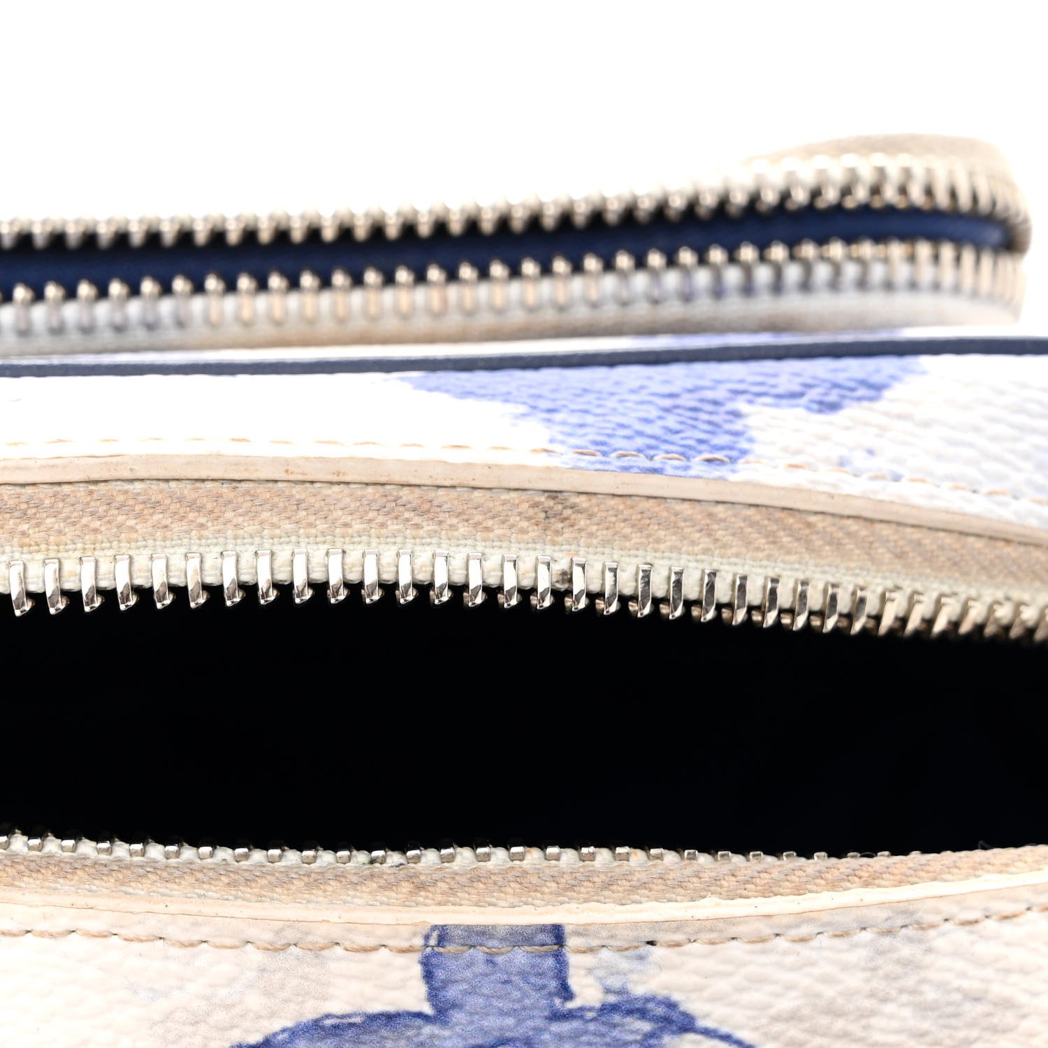 Louis Vuitton Monogram Watercolor Outdoor Pouch Blue 10 of 12