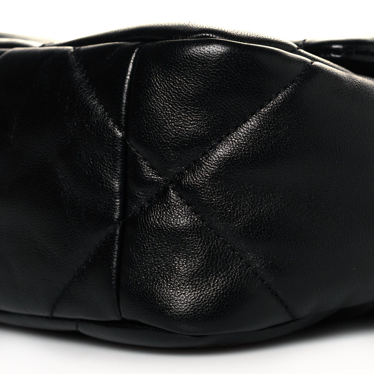 Lambskin Quilted Medium Chanel 19 Flap Black