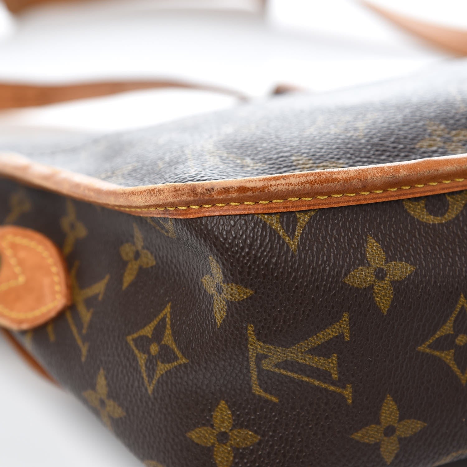 Louis Vuitton Monogram Sac Gibeciere PM 12 of 18