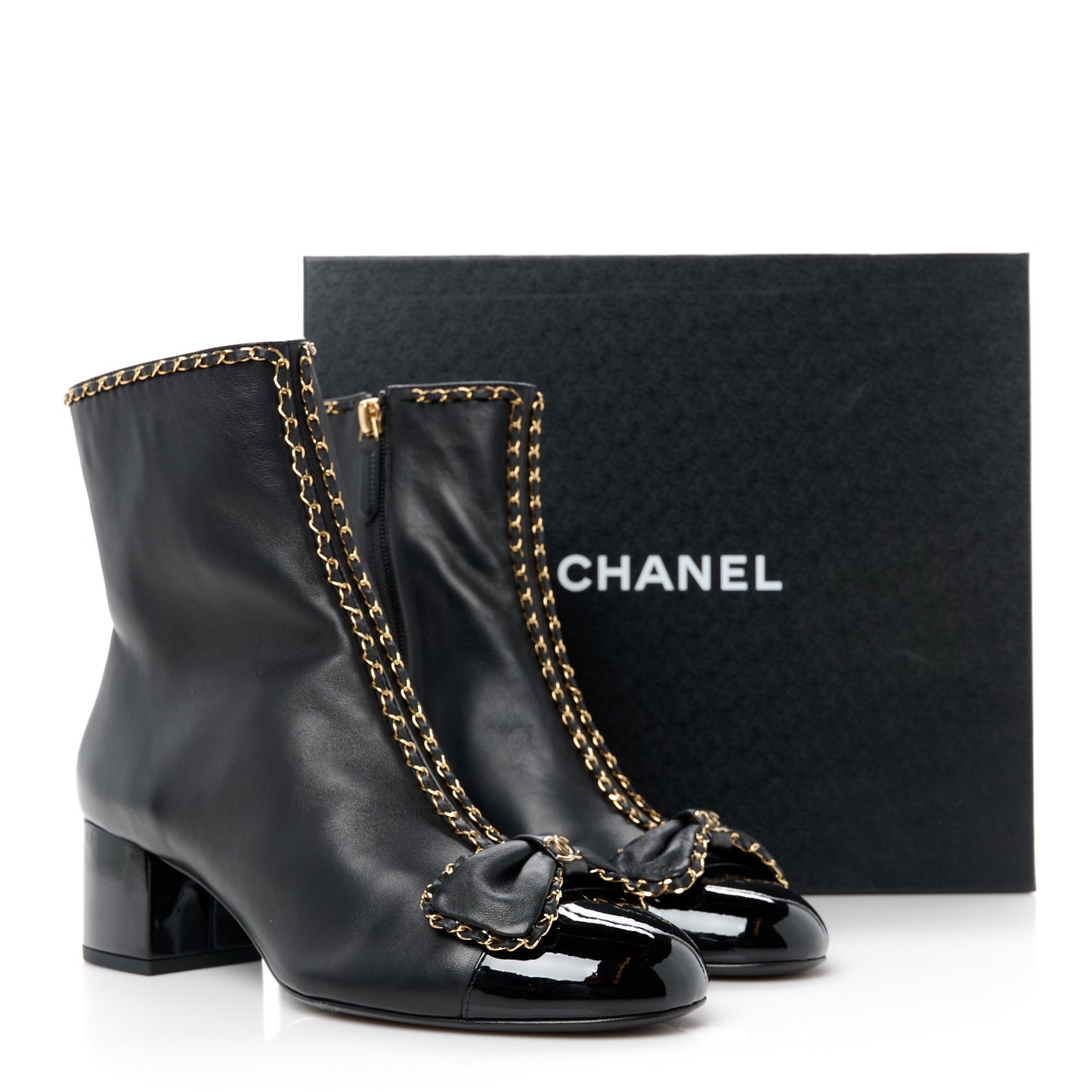 Lambskin Patent Cap Toe Chain Bow CC Short Boots 39 Black