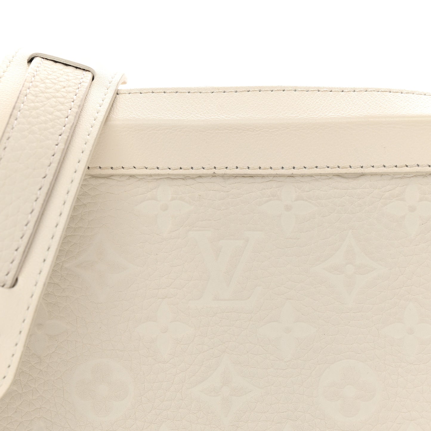 Taurillon Monogram Solar Ray Soft Trunk Powder White Powder White
