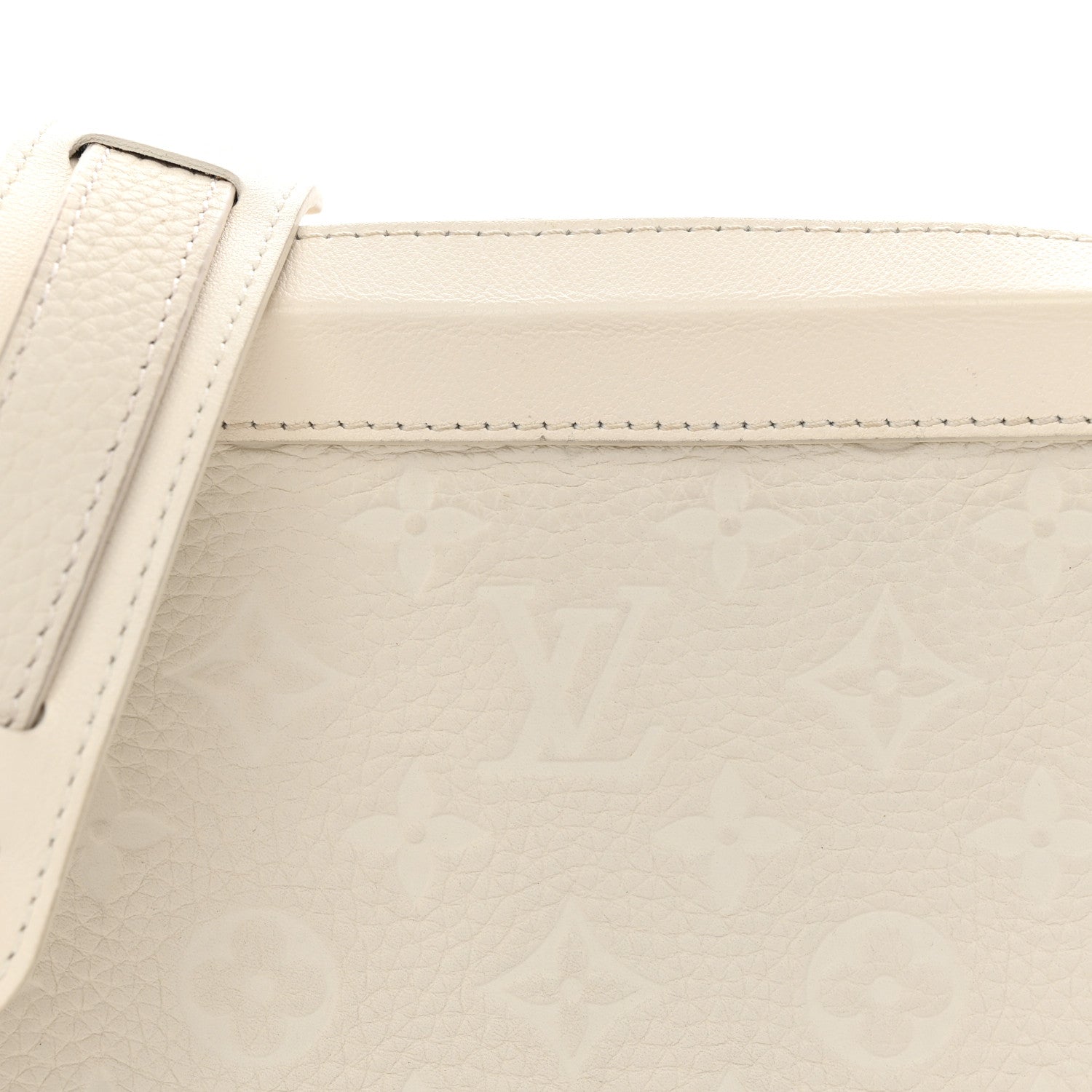 Louis Vuitton Taurillon Monogram Solar Ray Soft Trunk Powder White Powder White 7 of 11