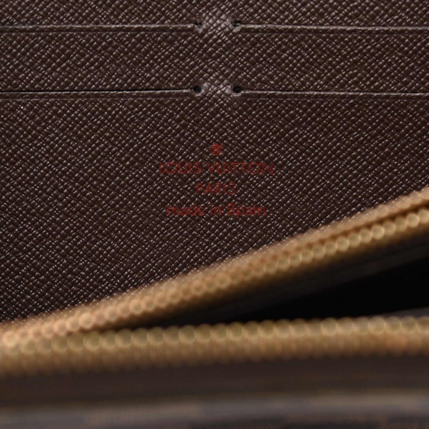 Damier Ebene Zippy Wallet