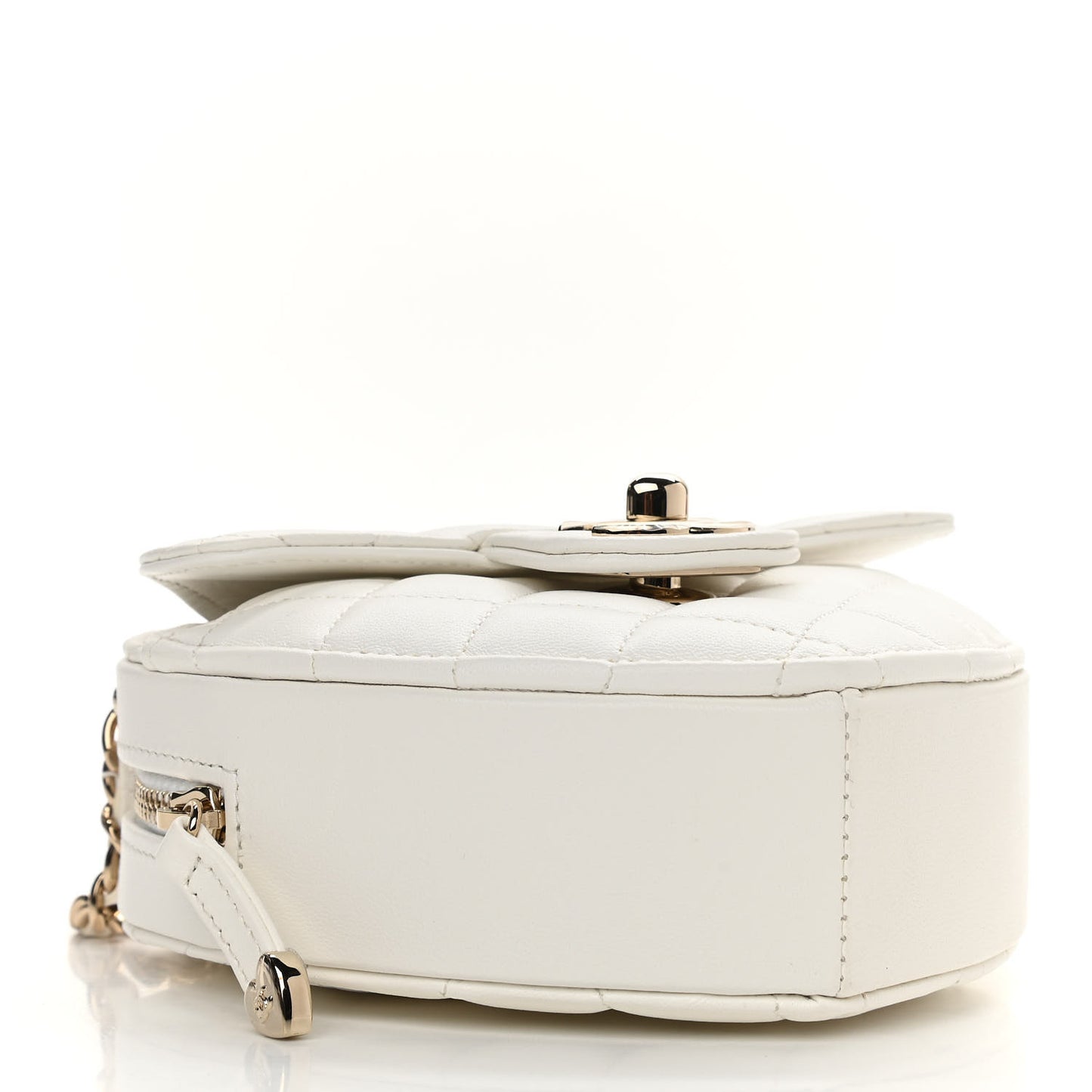 Lambskin Quilted CC In Love Heart Clutch With Chain White