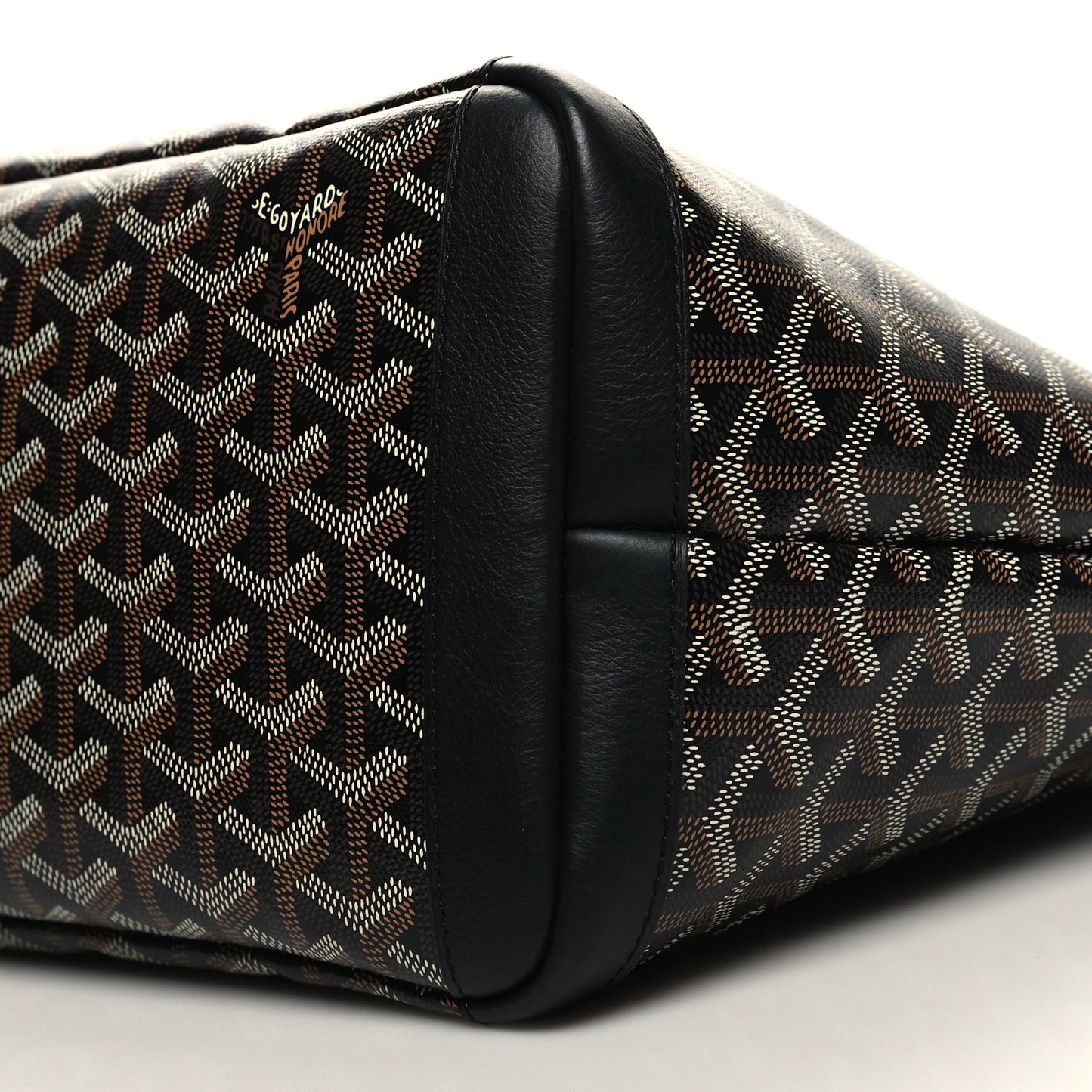 Goyardine Artois MM Black