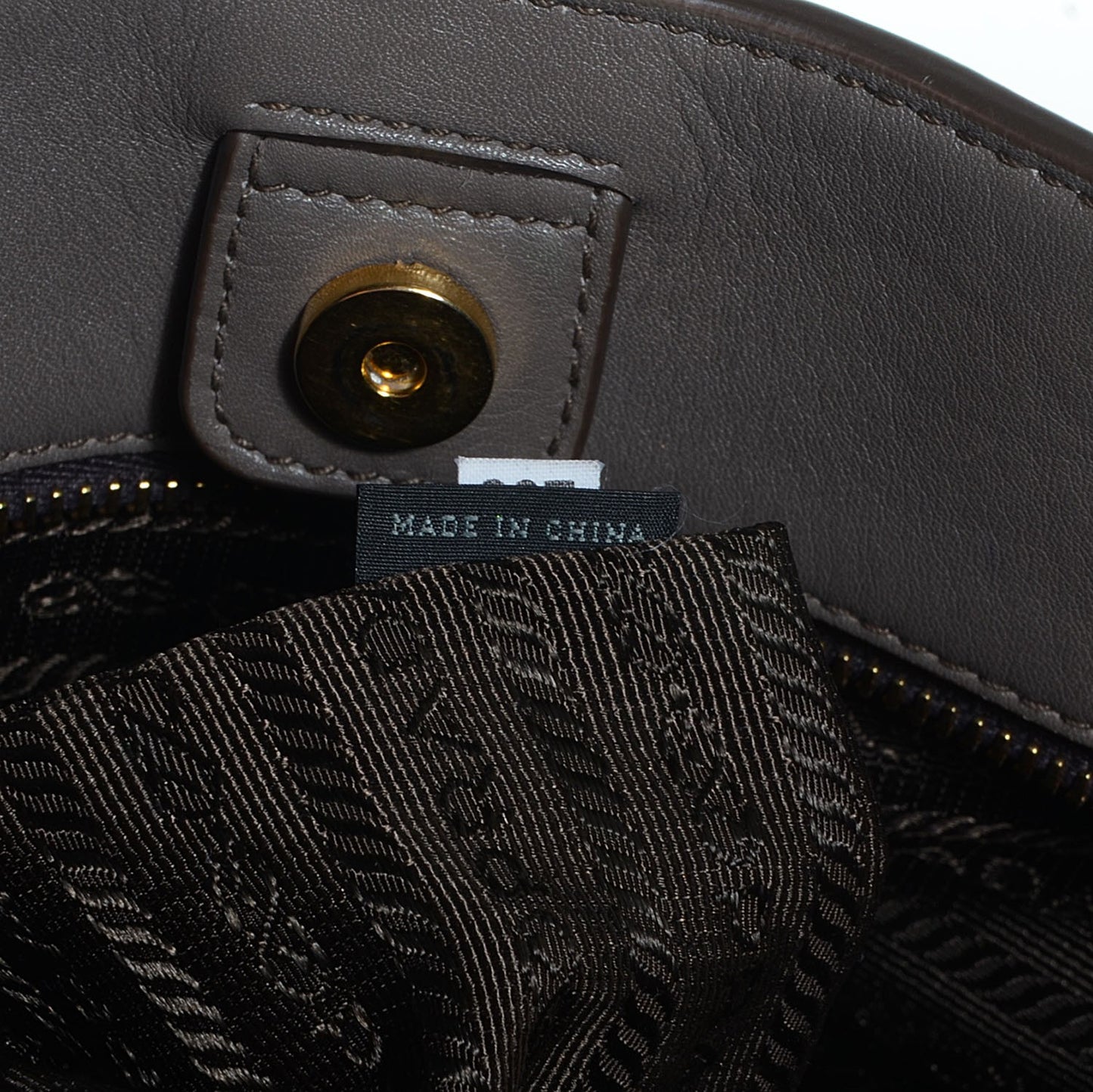 Soft Calf Zipper Detail Tote Bambu
