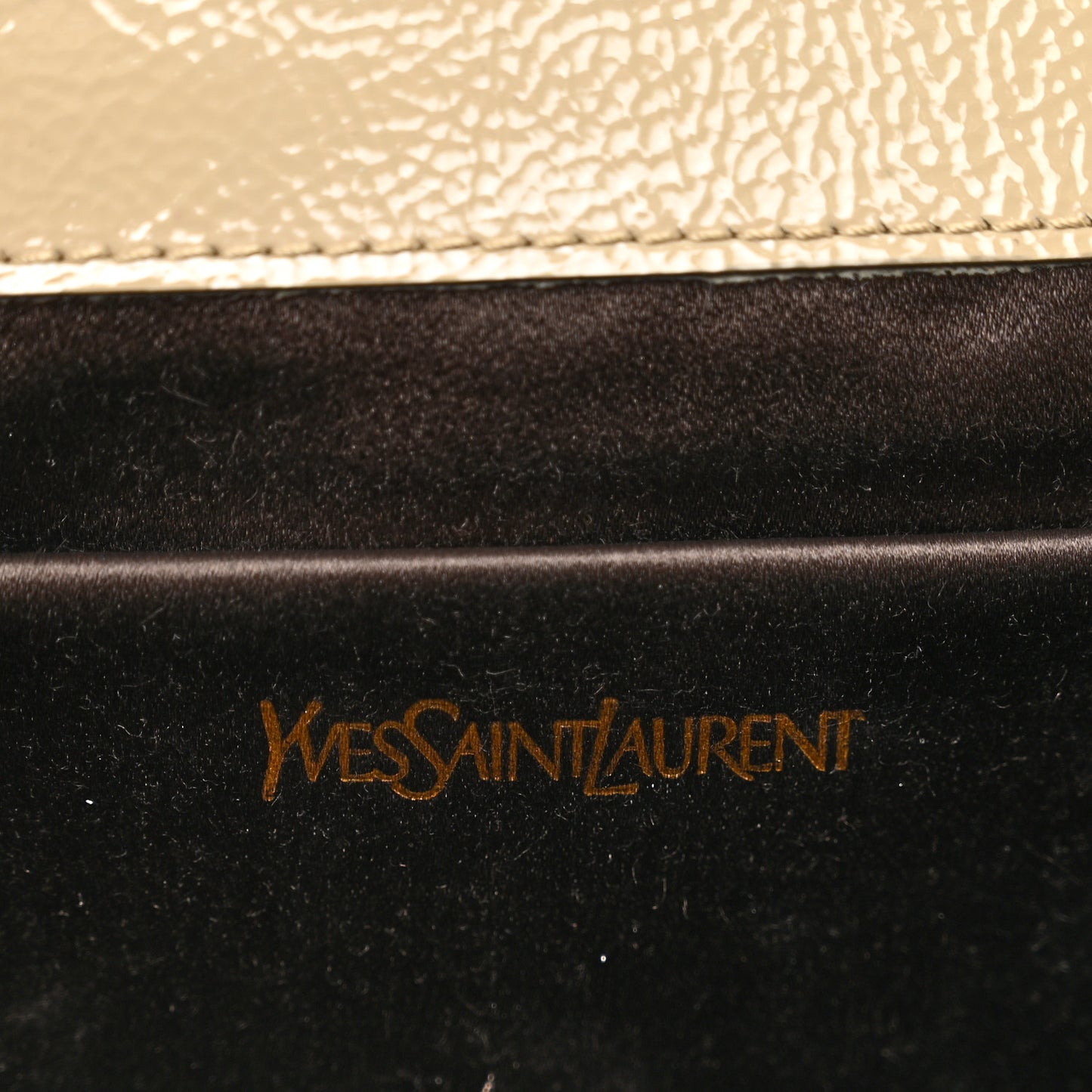 Textured Patent Calfskin Monogram Large Belle De Jour Clutch Lemon