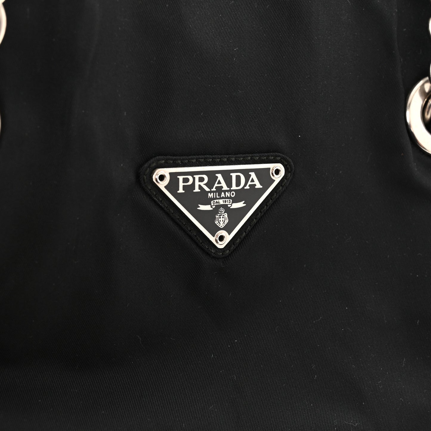 Tessuto Nylon Acciaio Chain Shoulder Bag Black