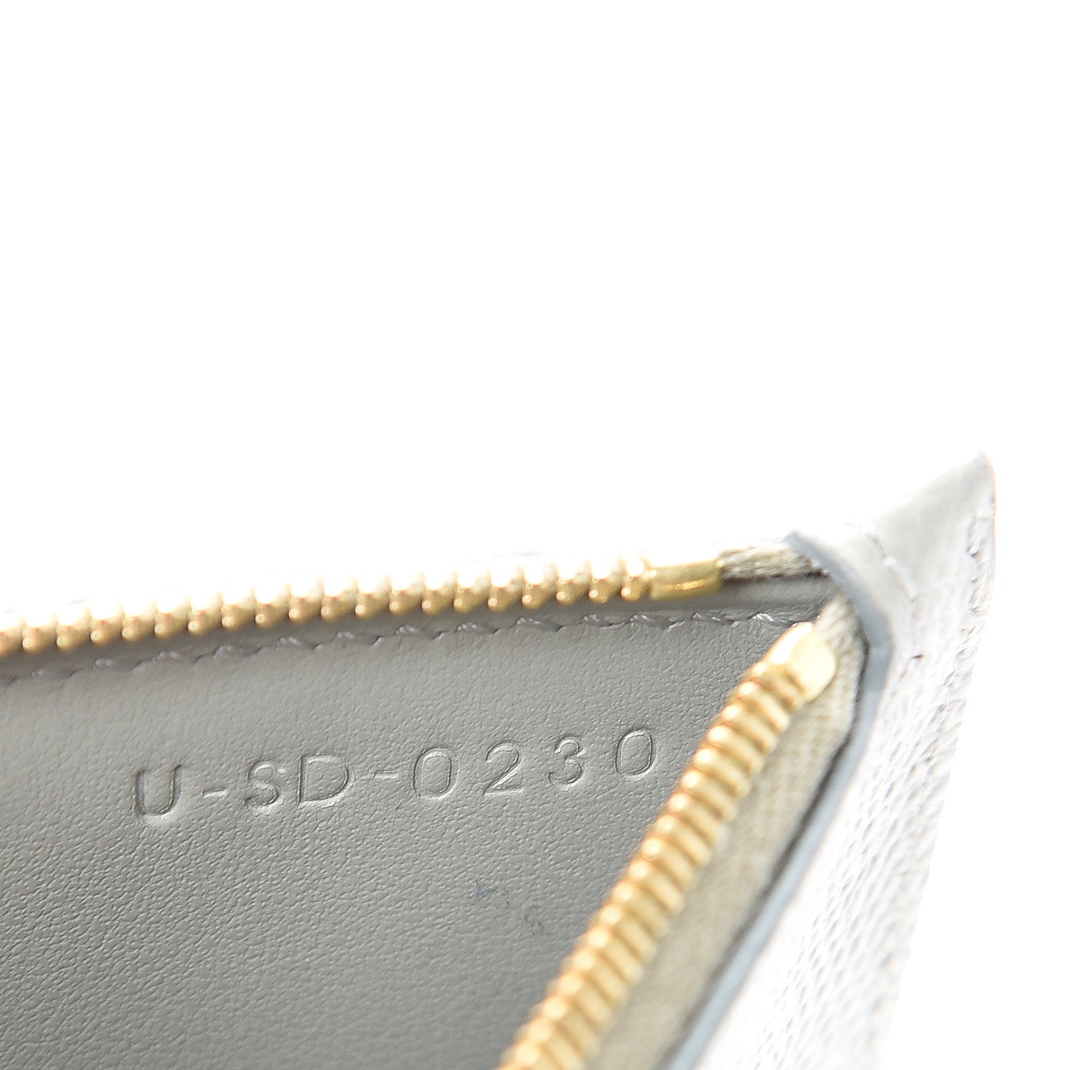 Celine Grained Calfskin Zipped Card Holder Vert D’eau 7 of 9