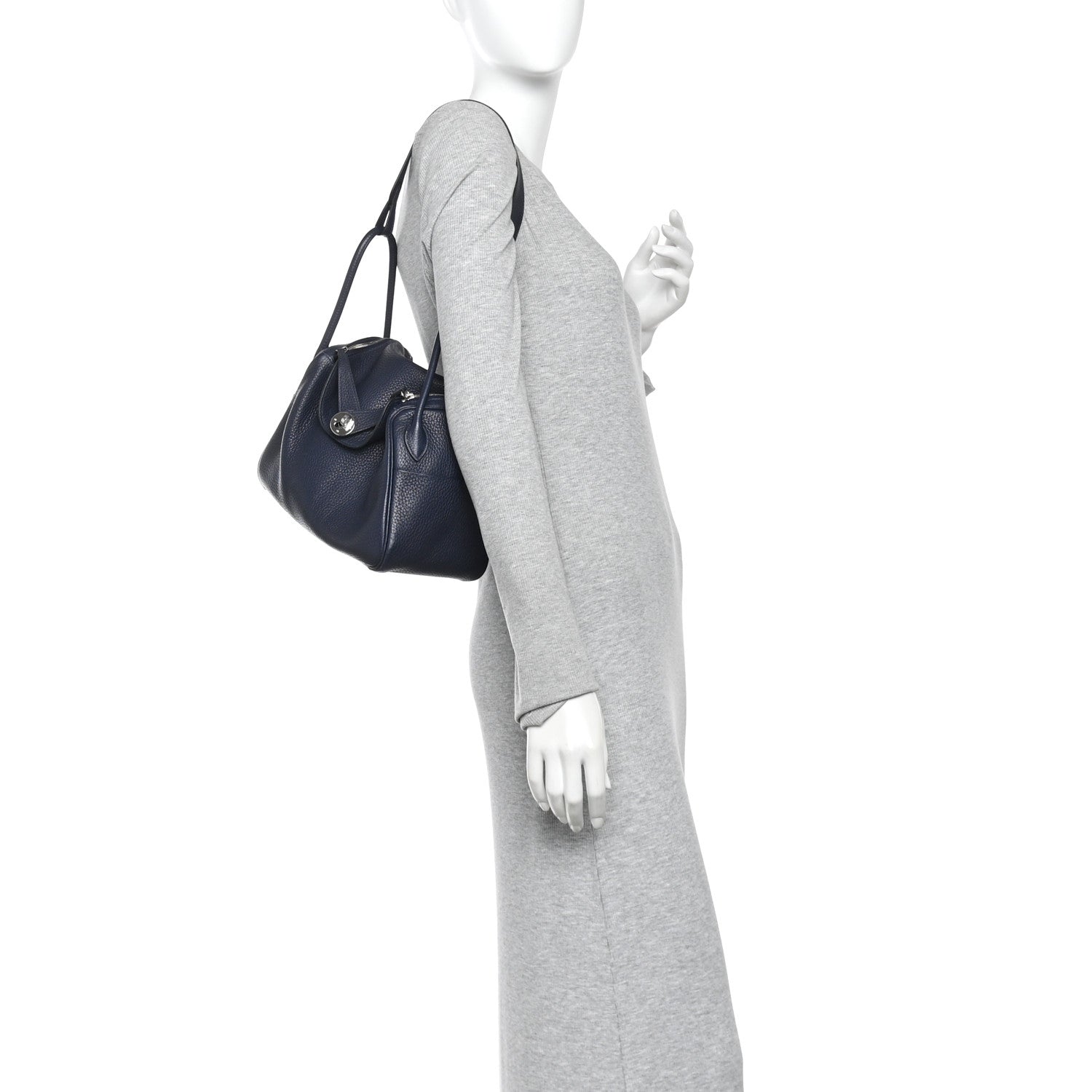 Hermes Taurillon Clemence Lindy 26 Bleu Nuit 2 of 9