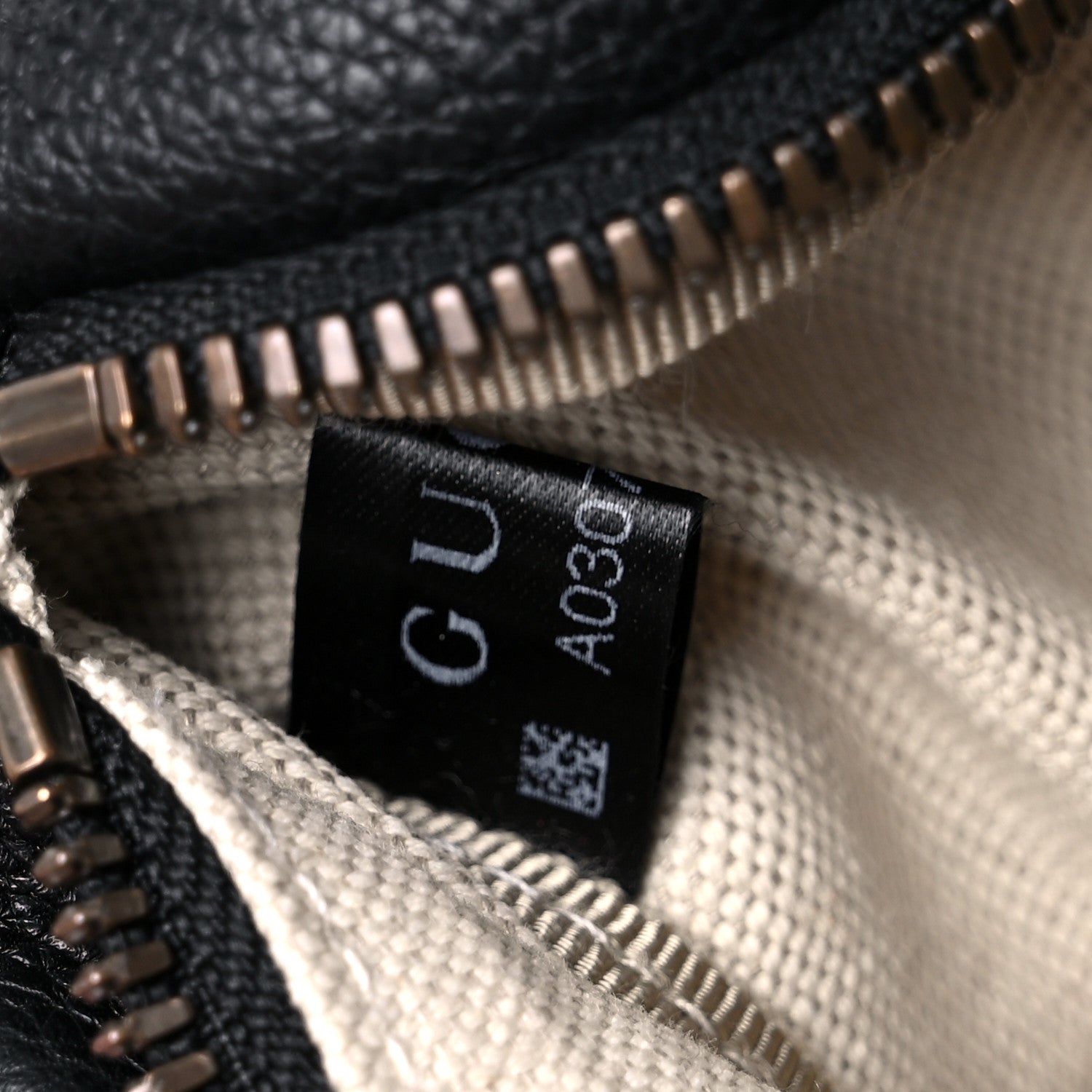 Gucci Grained Calfskin Small Logo Belt Bag Black 8 of 10