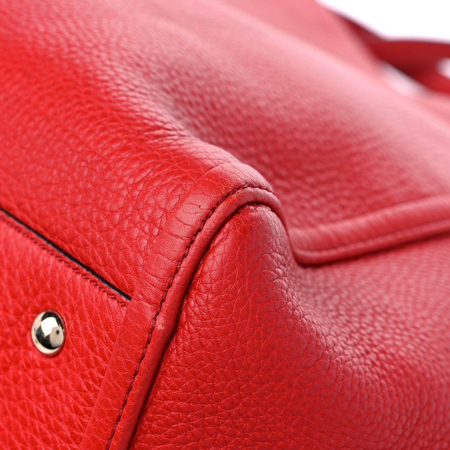 Pebbled Calfskin Large Soho Shoulder Bag Red