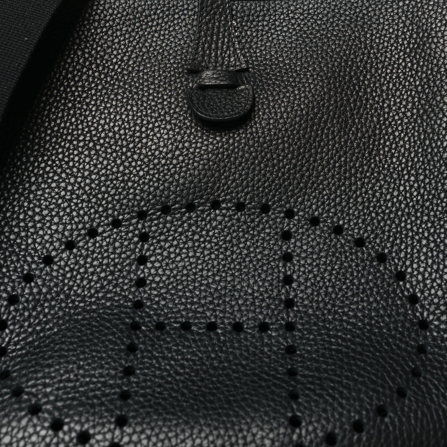 Taurillon Clemence Evelyne III PM Black