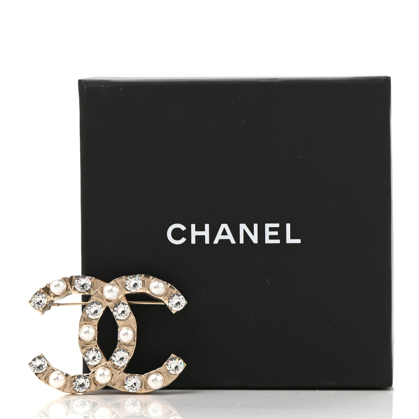 Pearl Crystal CC Brooch Gold