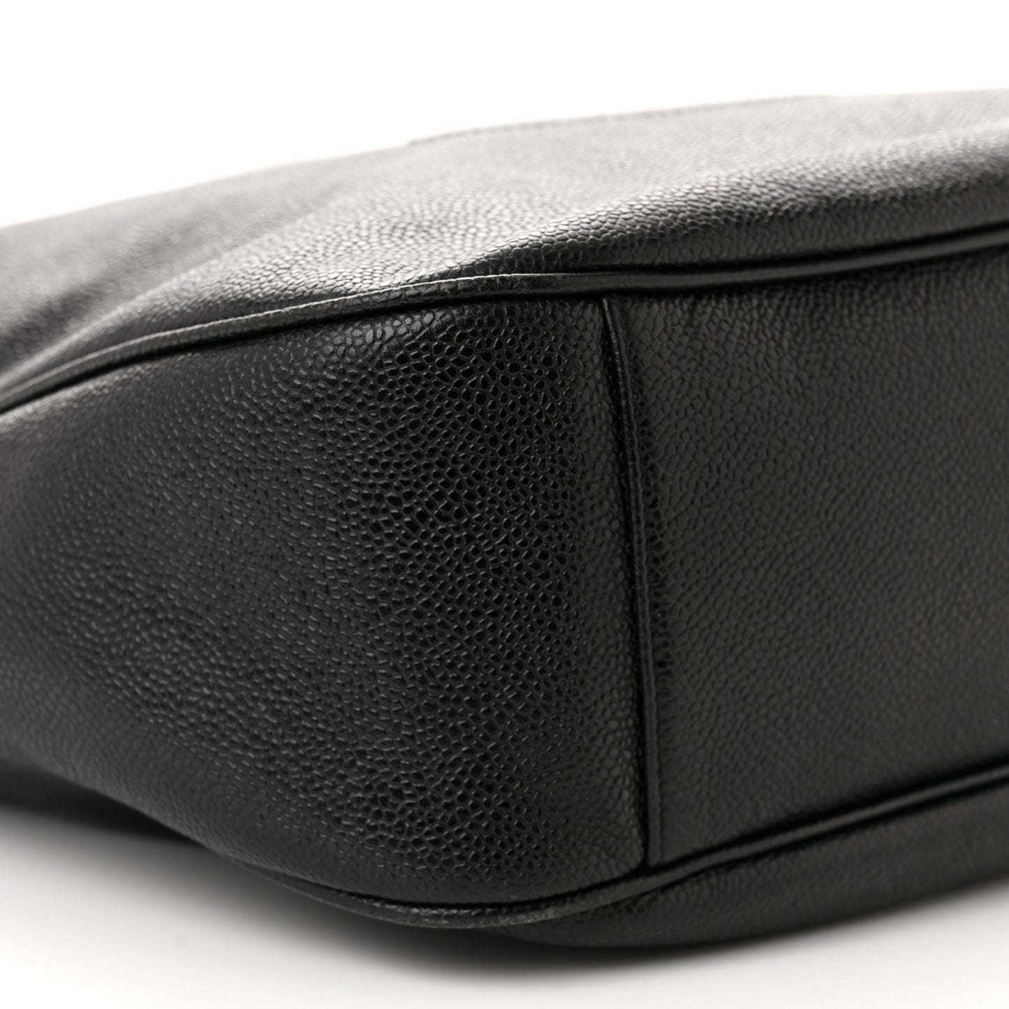 Caviar Large CC Shoulder Bag Black