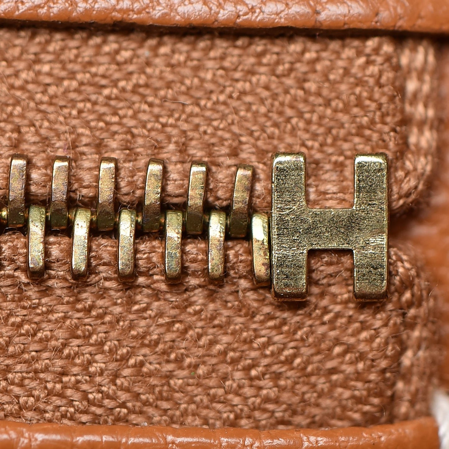 Epsom Kelly Retourne 35 Rose Jaipur Gold