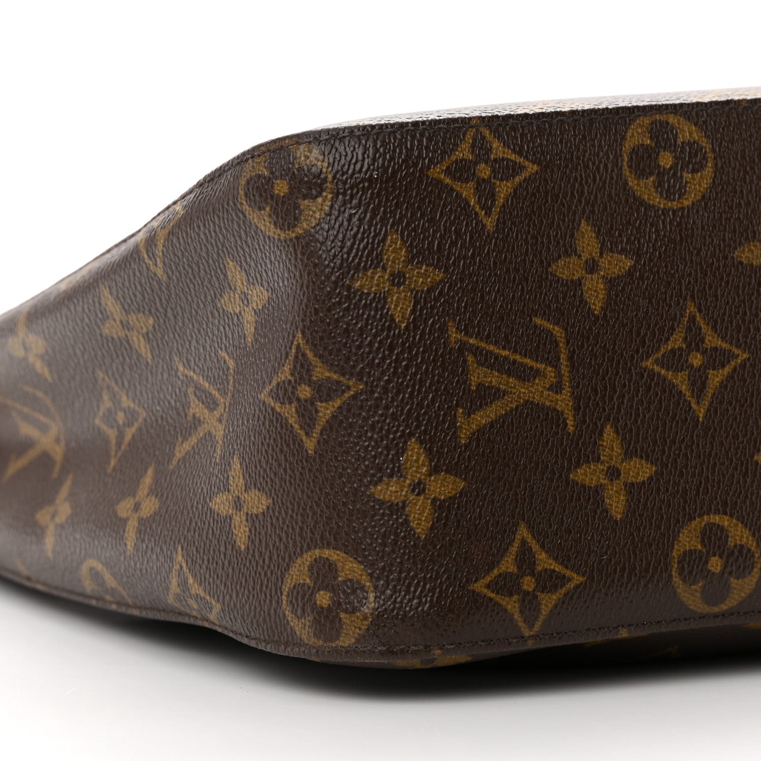Louis Vuitton Monogram Looping MM 9 of 17