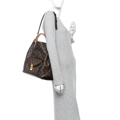 Louis Vuitton Monogram Metis 2 of 10