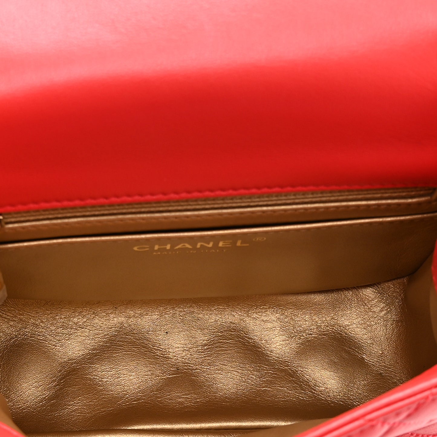 Lambskin Quilted Mini Pearl Crush Flap Red